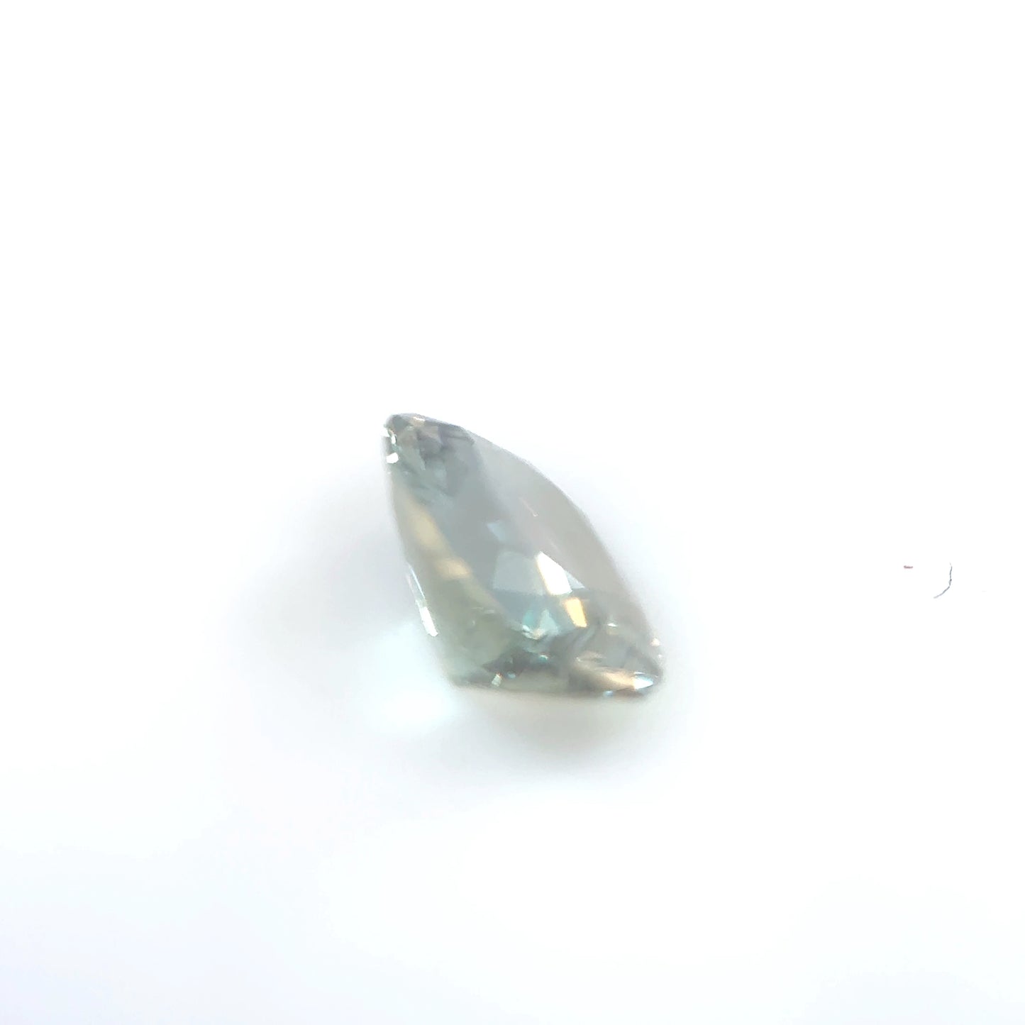 Alexandrite- Oval, 0.79ct, 6.9 x 5.2 x 3.0mm