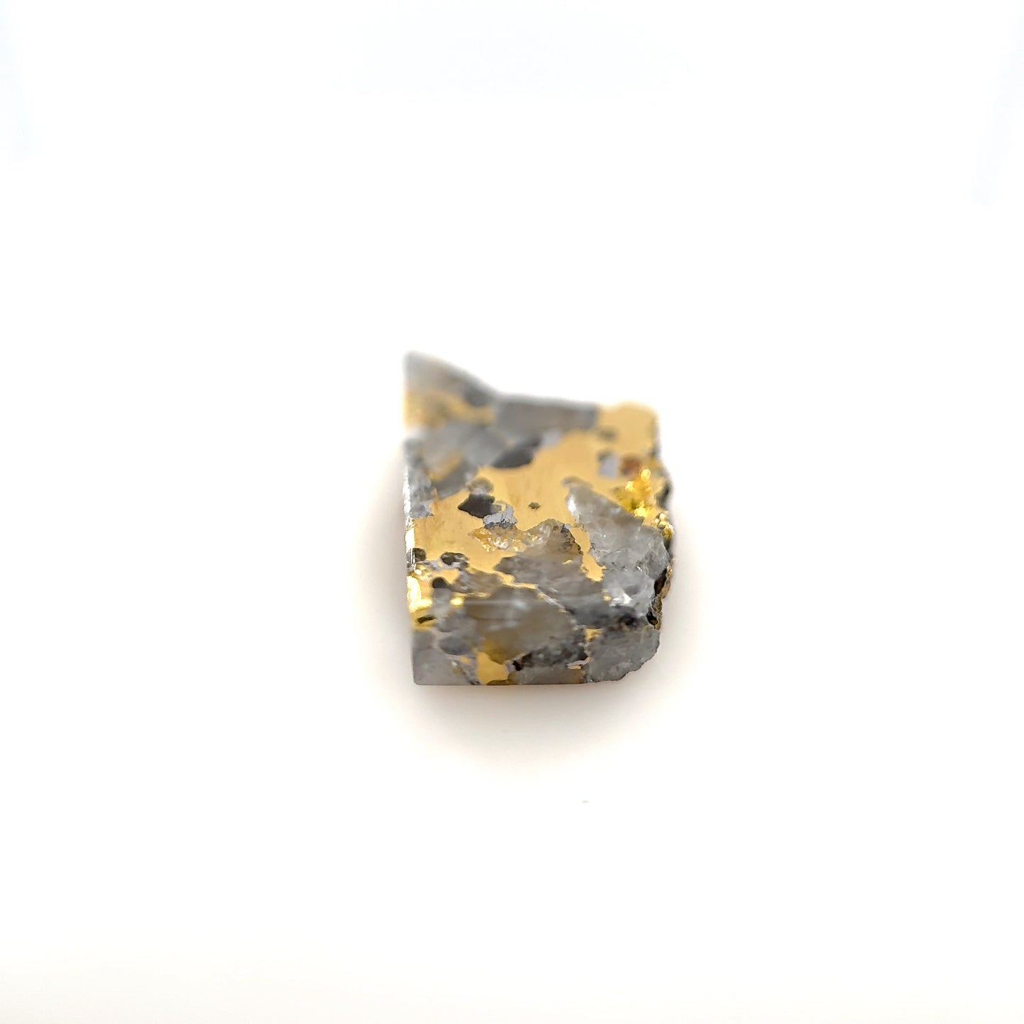 Gold Quartz- Flat, 5.9ct, 14.1 x 8.3 x 3.1mm