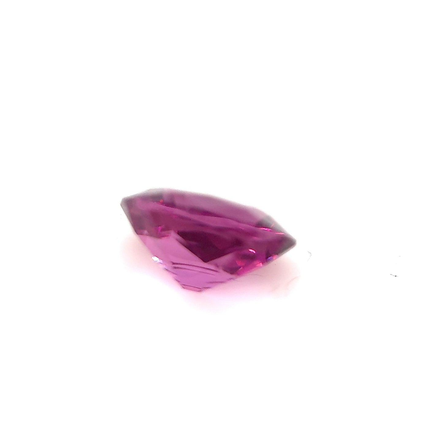 Pink Garnet- Oval, 2.2ct, 8.9 x 7.0 x 4.6mm