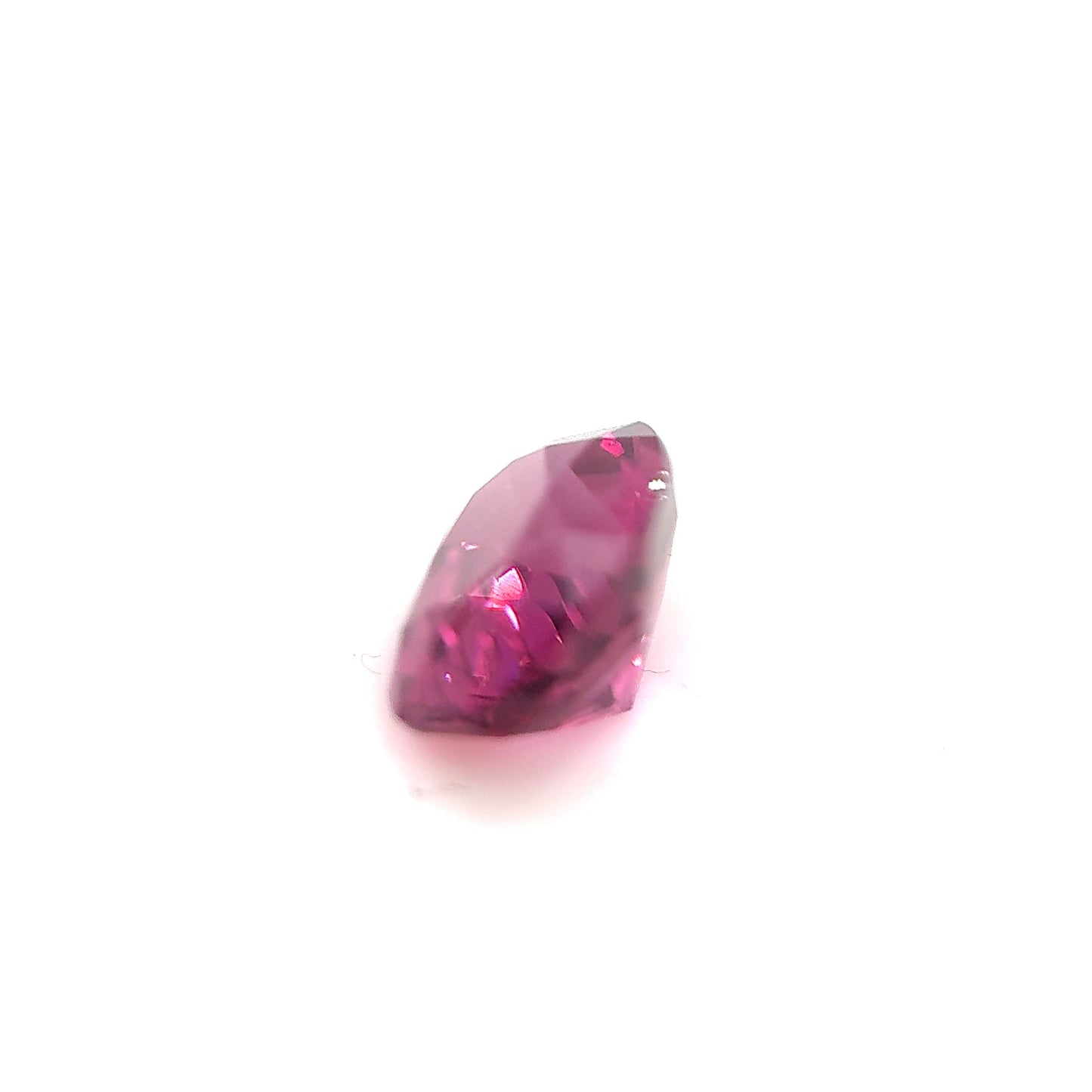 Pink Garnet- Oval, 2.24ct, 8.9 x 6.8 x 4.8mm