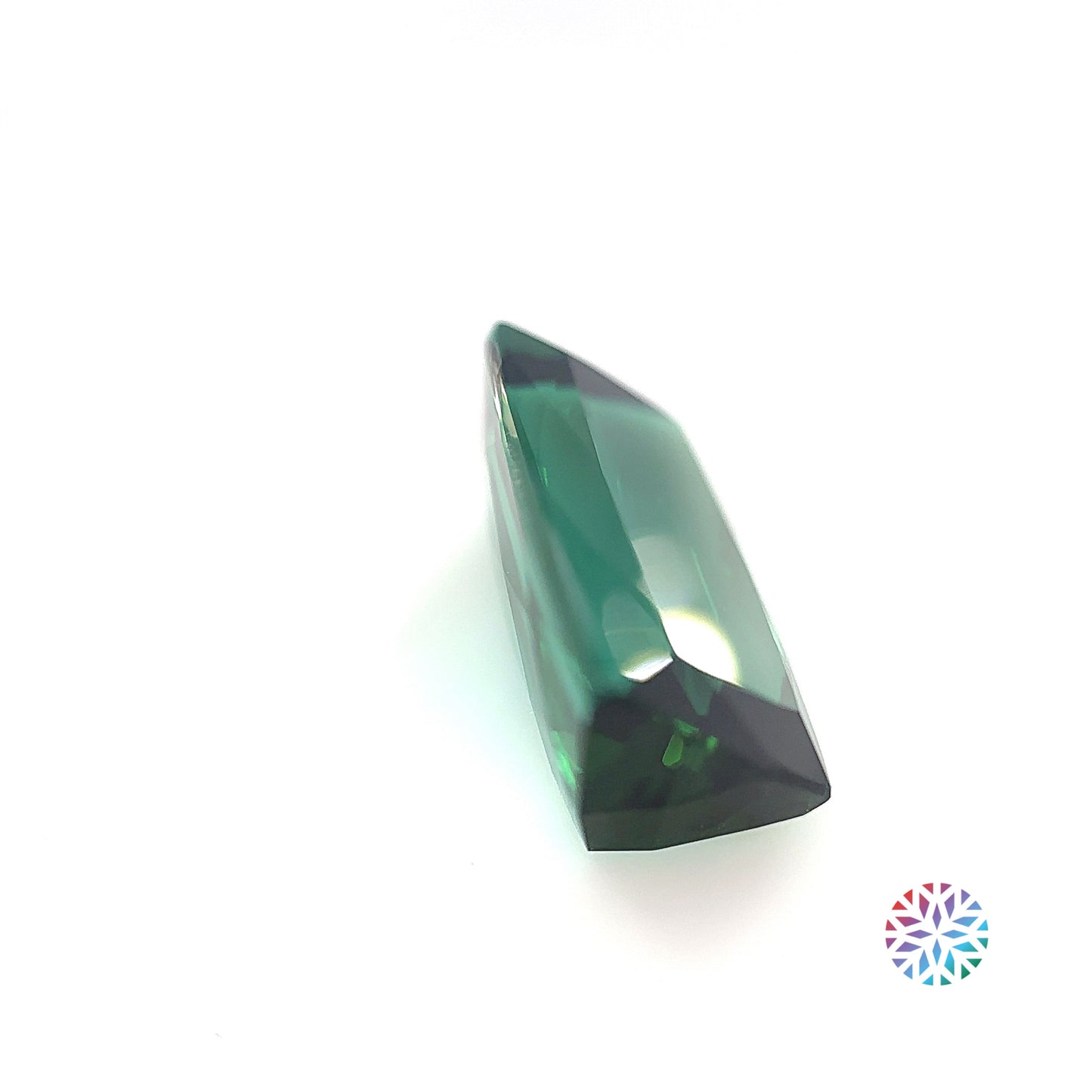 B/G Tourmaline- Cushion, 6.94ct, 14.2 x 8.7 x 6.2mm