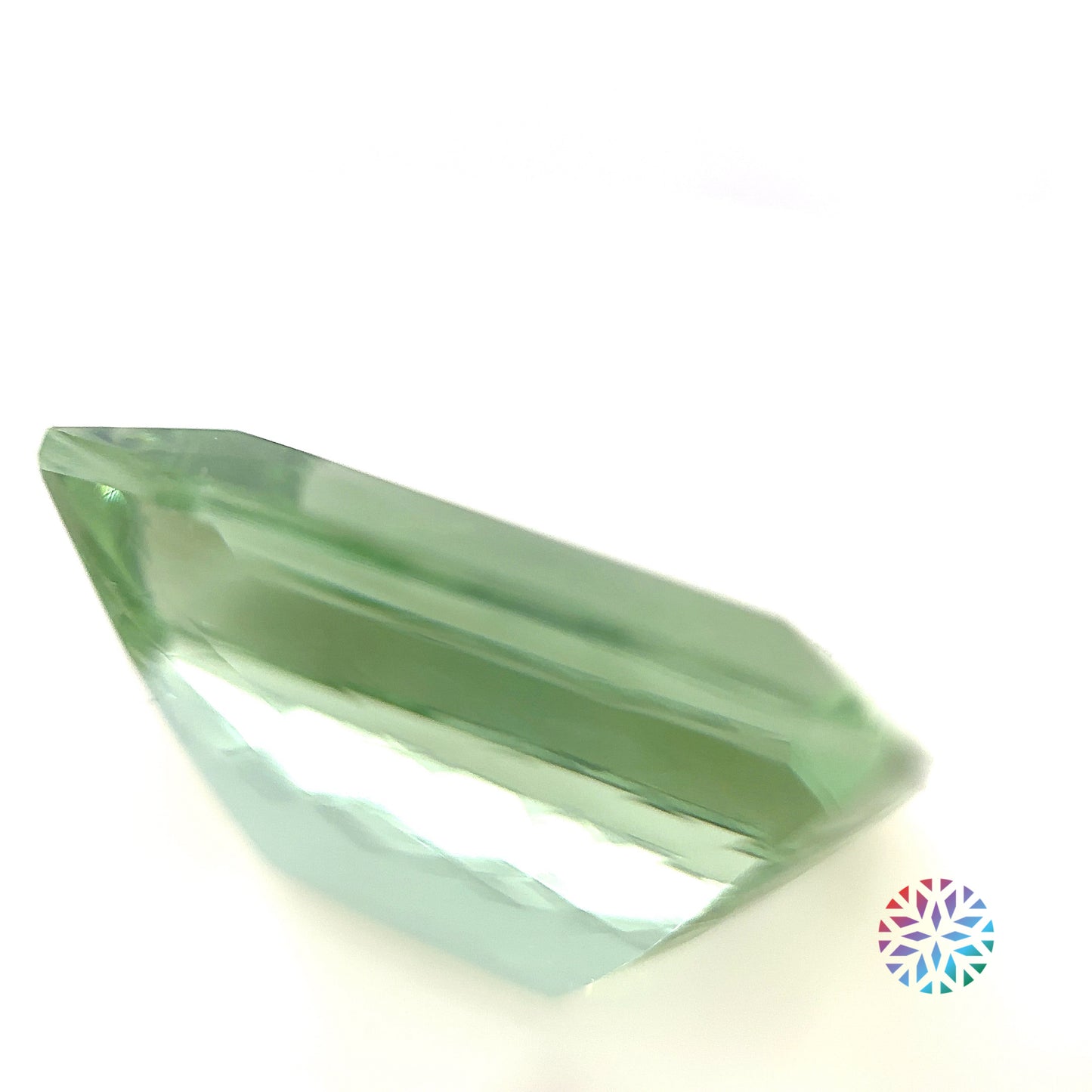 Green Beryl- Cushion, 25.96ct, 23.0 x 15.7 x 10.9mm