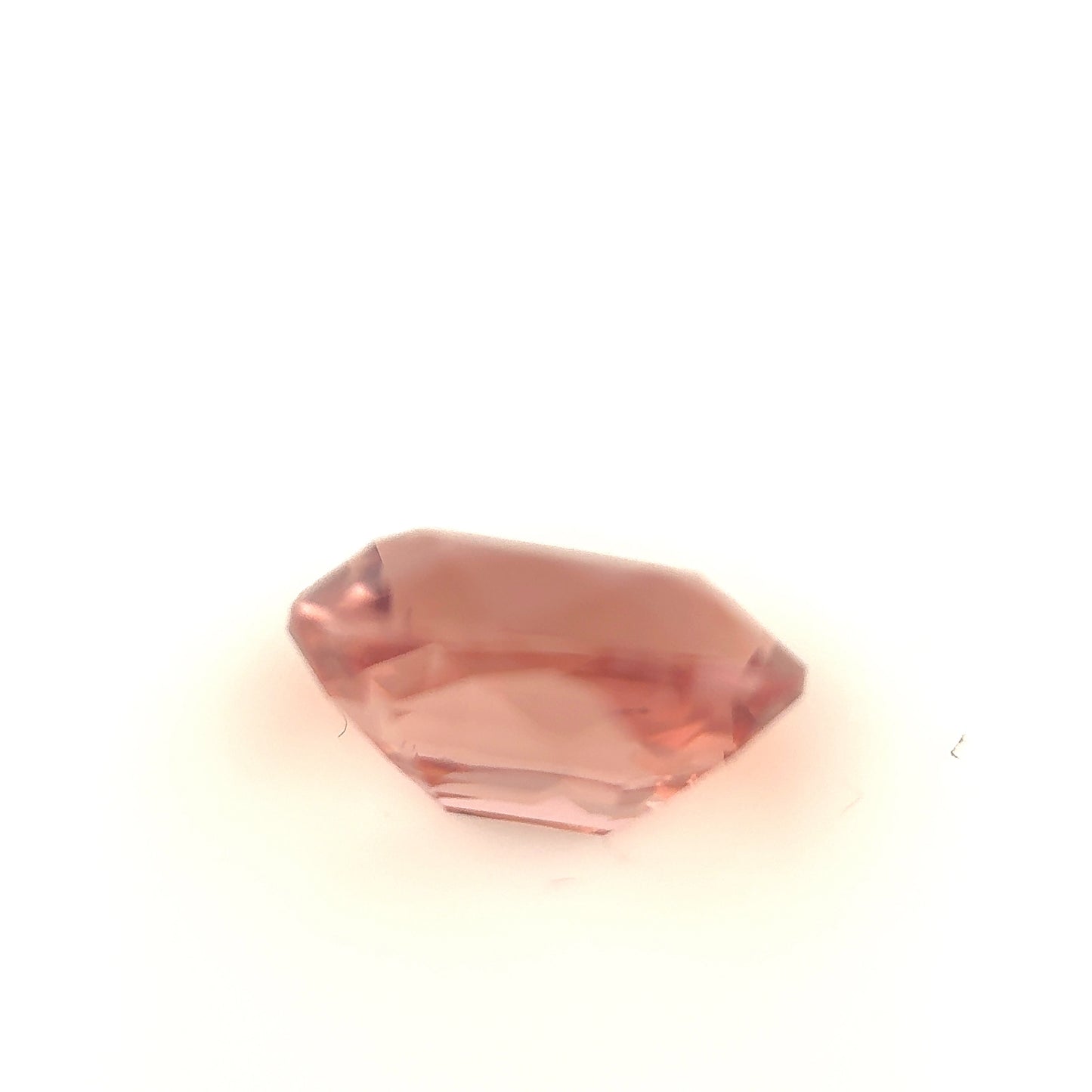 Mahenge Garnet- Oval, 2.4ct, 8.7 x 6.9 x 4.7mm