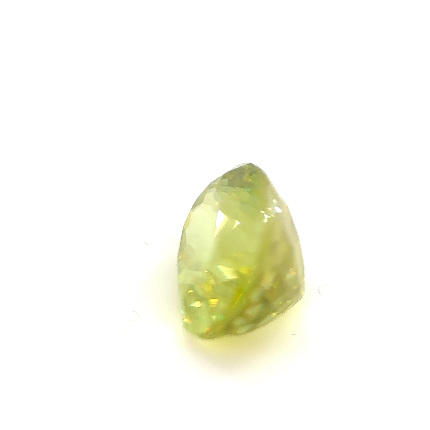 Sphene- Oval, 2.45ct, 8.4 x 6.6 x 5.6mm