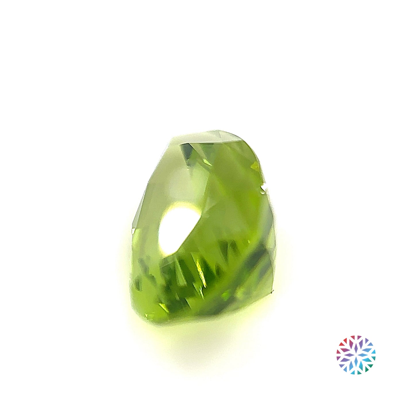 Peridot- Pear, 5.25ct, 14.1 x 8.9 x 6.6mm