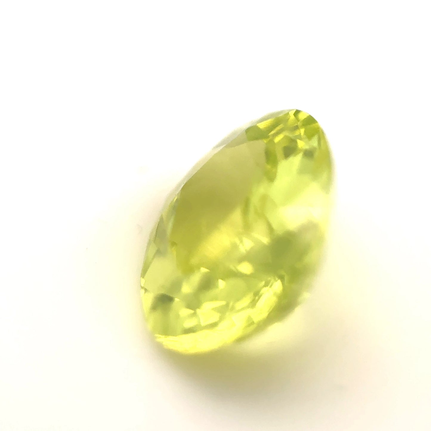 Chrysoberyl- Oval, 2.51ct, 10.0 x 7.8 x 4.3mm