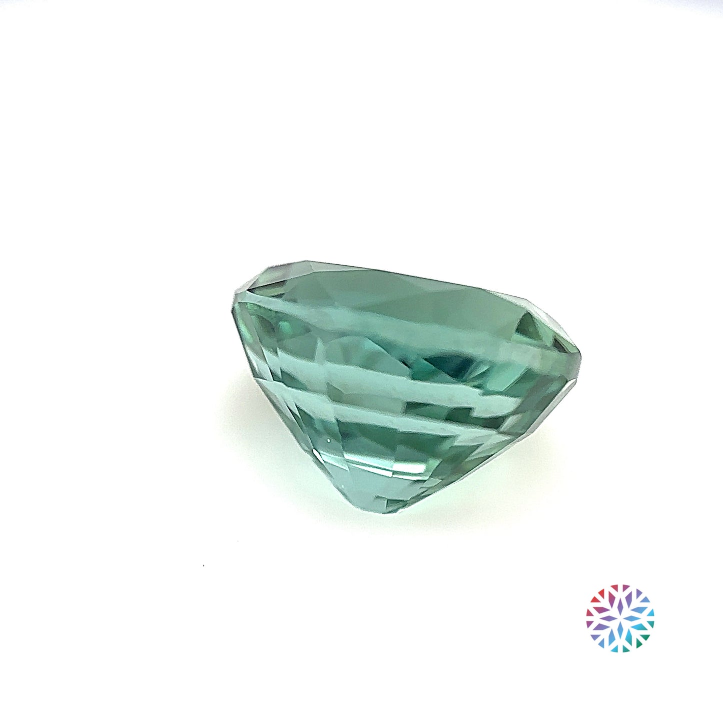 Green Tourmaline- Oval, 6.05ct, 12.0 x 9.5 x 7.9mm