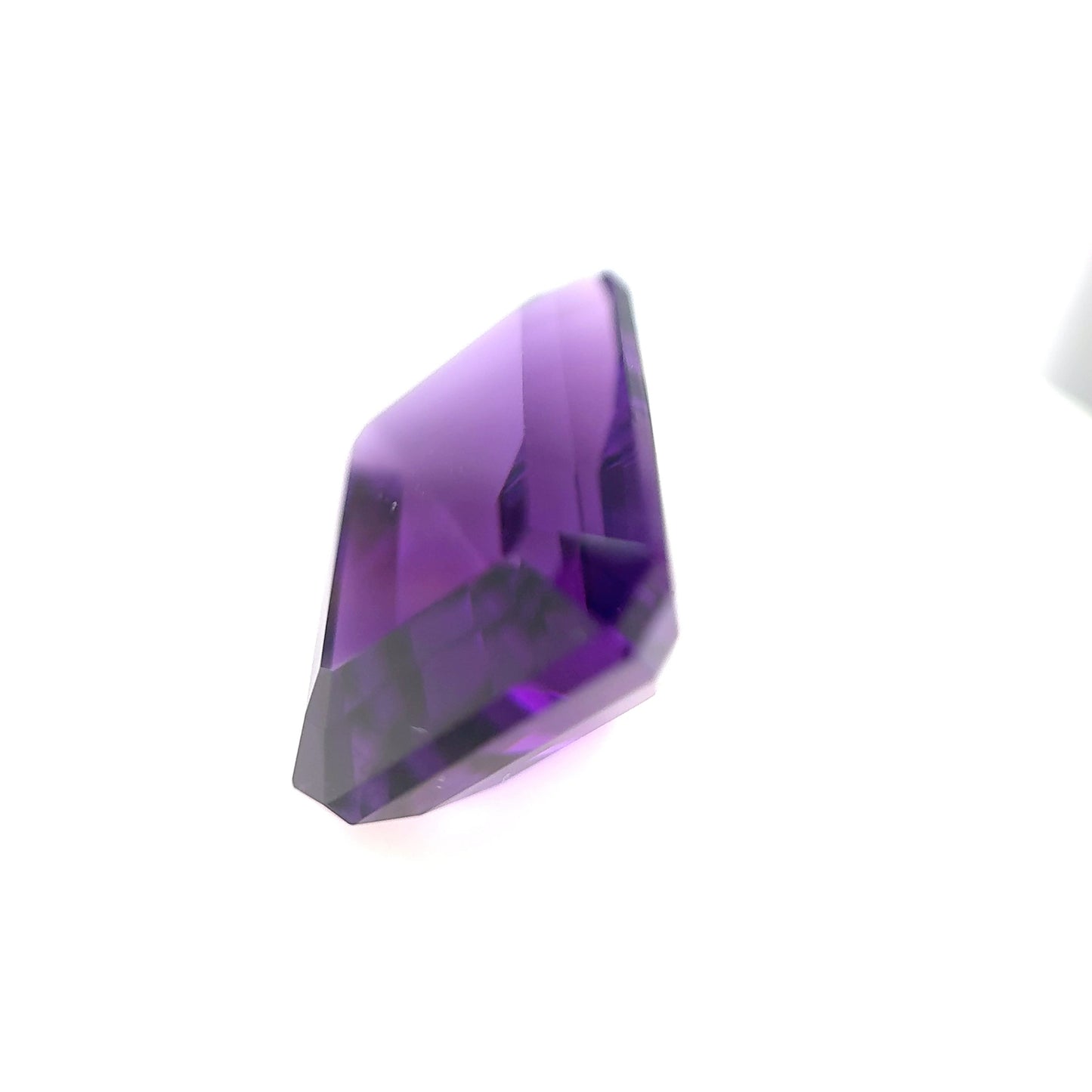 Amethyst- Emerald, 23.9ct, 22.0 x 15.0 x 8.0mm