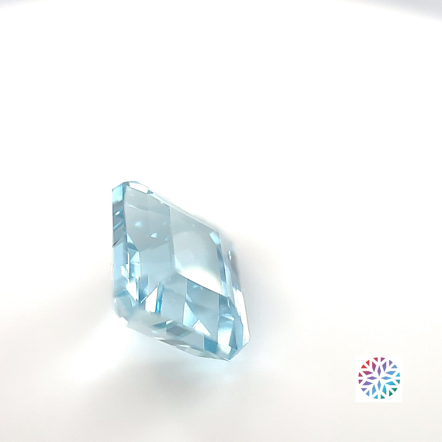 Aquamarine- Emerald, 2.84ct, 9.2 x 7.8 x 5.3mm