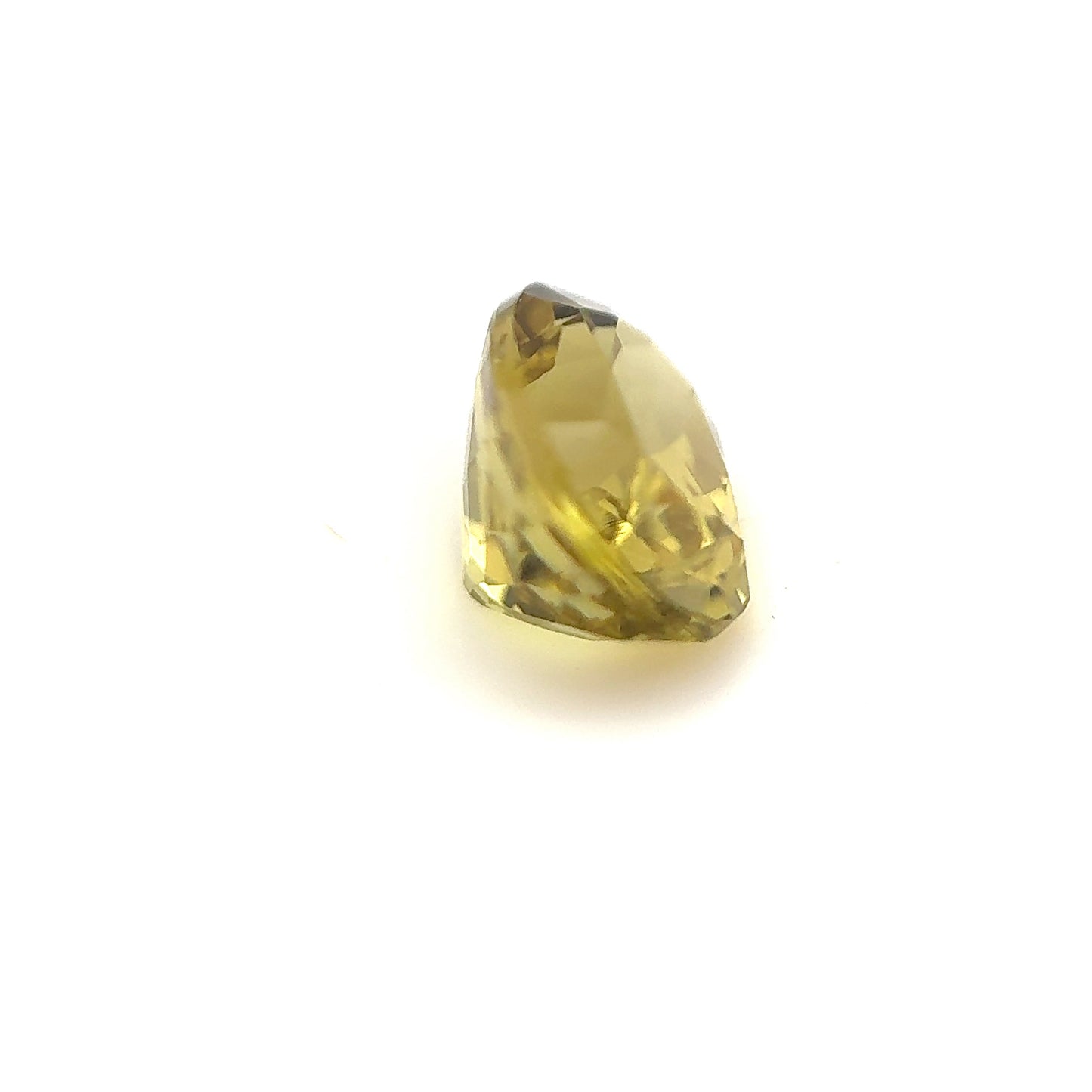 Mali Garnet- Oval, 1.86ct, 9.7 x 6.1 x 5.1mm