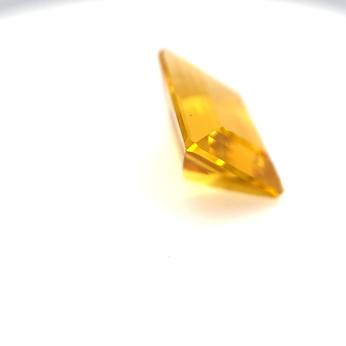 Heliodor- Baguette, 5.06ct, 12.4 x 9.4 x 6.2mm