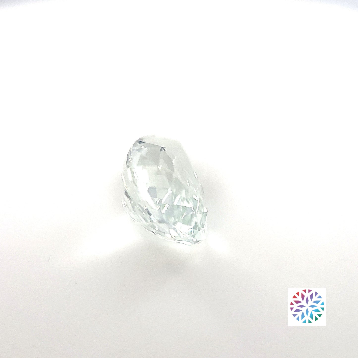 White Sapphire- Pear, 3.54ct, 11.4 x 7.7 x 5.1mm