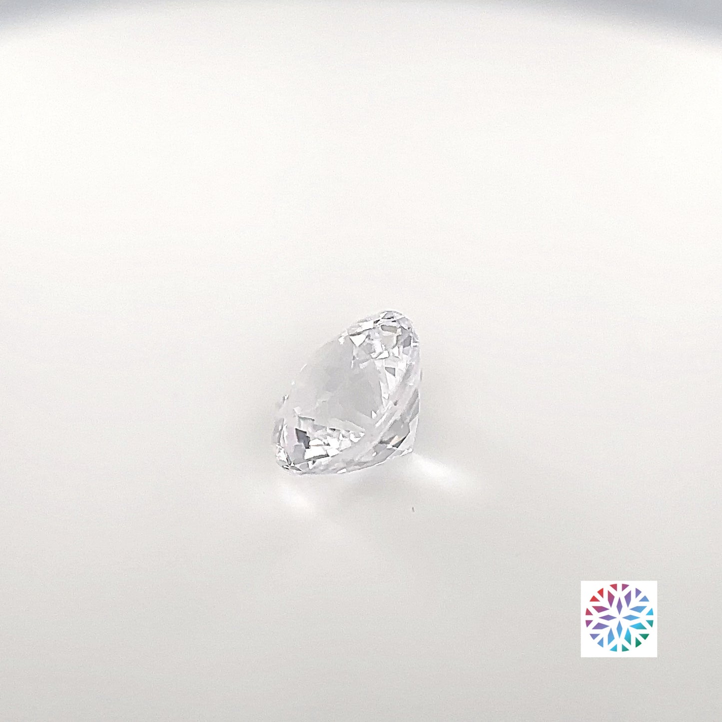 White Sapphire- Round, 1.71ct, 7.0 x 7.0 x 4.8mm