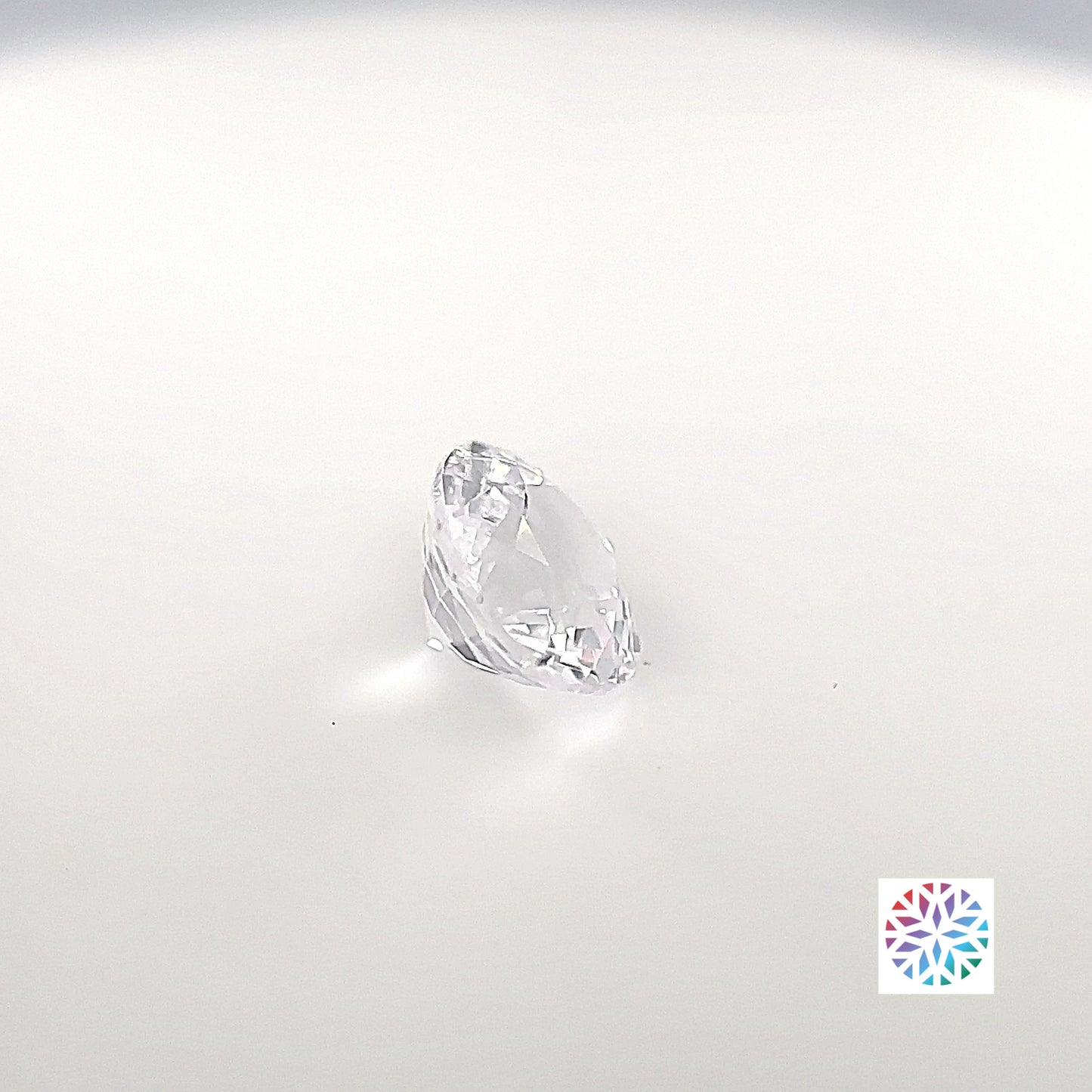 White Sapphire- Round, 1.71ct, 7.0 x 7.0 x 4.8mm