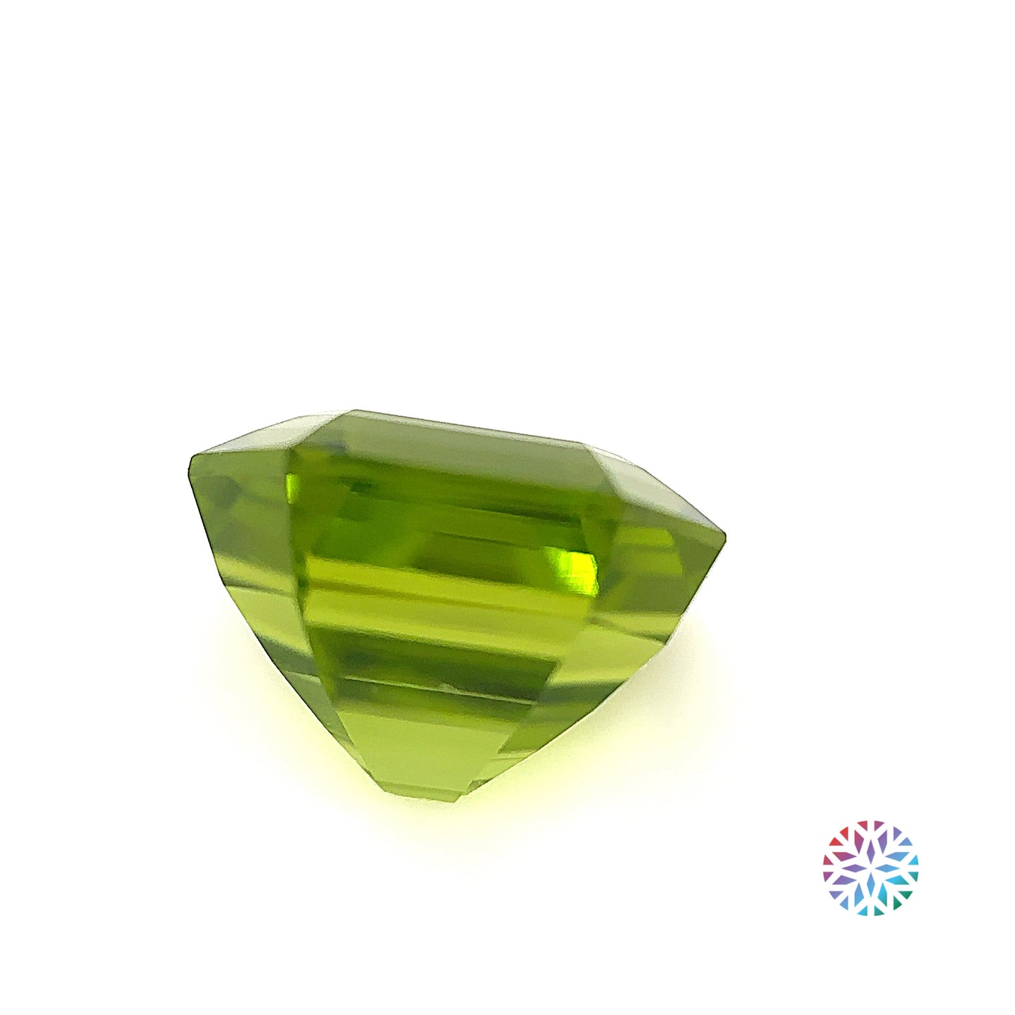 Peridot- Emerald, 6.9ct, 11.5 x 9.6 x 7.9mm