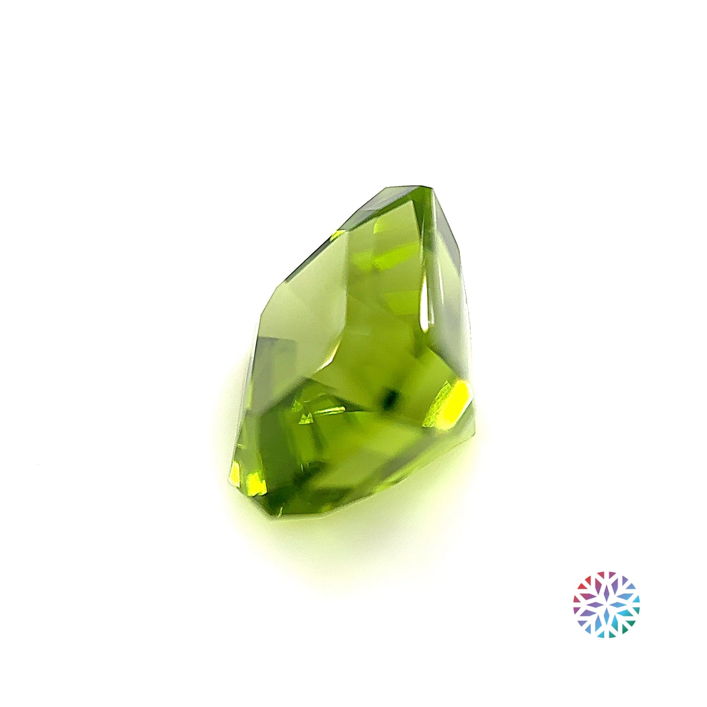 Peridot- Emerald, 6.47ct, 11.0 x 9.8 x 7.9mm