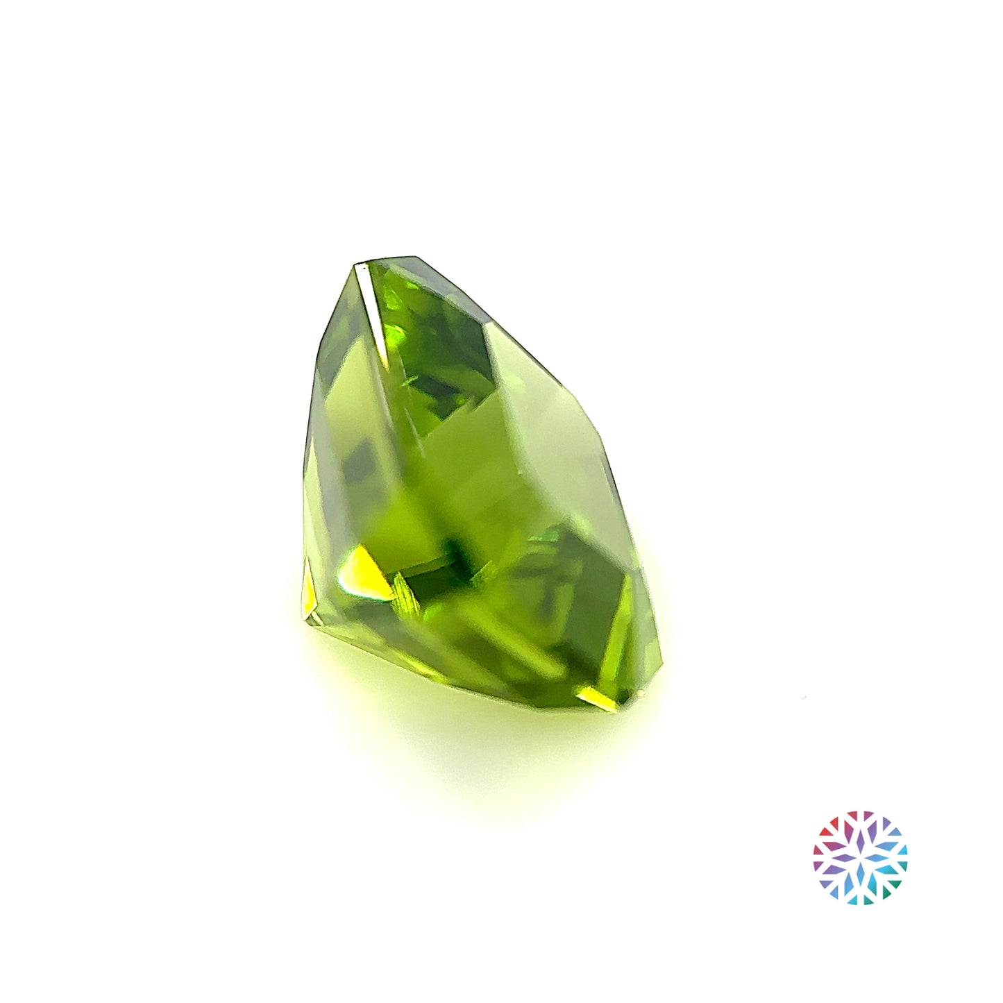 Peridot- Emerald, 6.47ct, 11.0 x 9.8 x 7.9mm