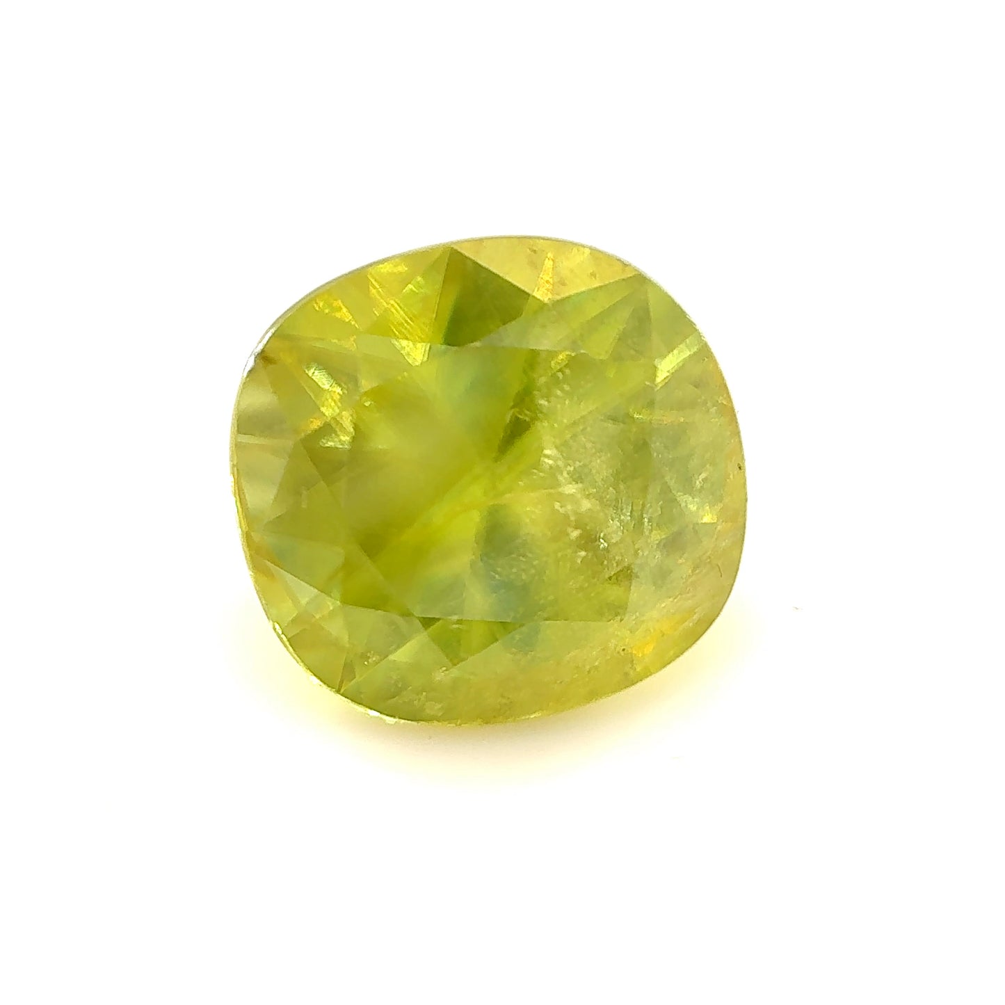 Sphene- Cushion, 4.14ct, 10.1 x 9.5 x 6.3mm