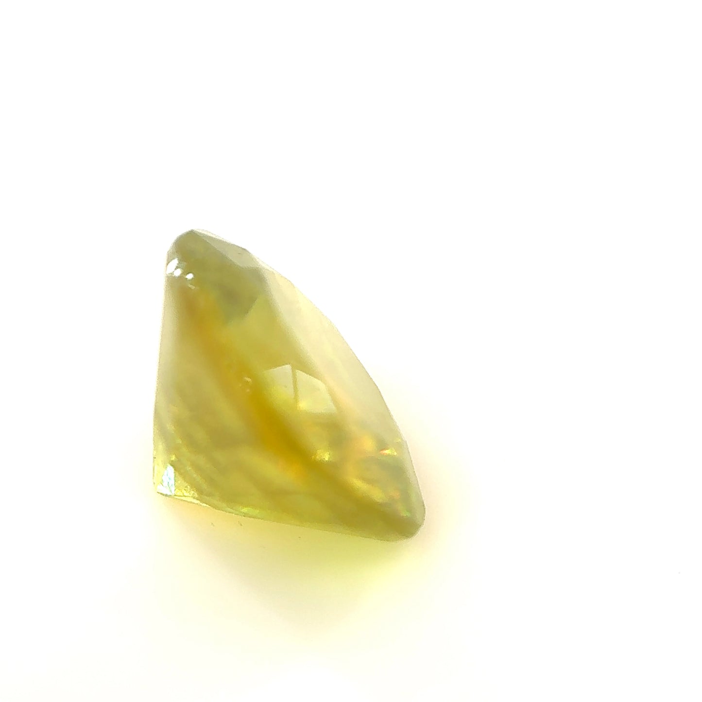 Sphene- Cushion, 4.14ct, 10.1 x 9.5 x 6.3mm