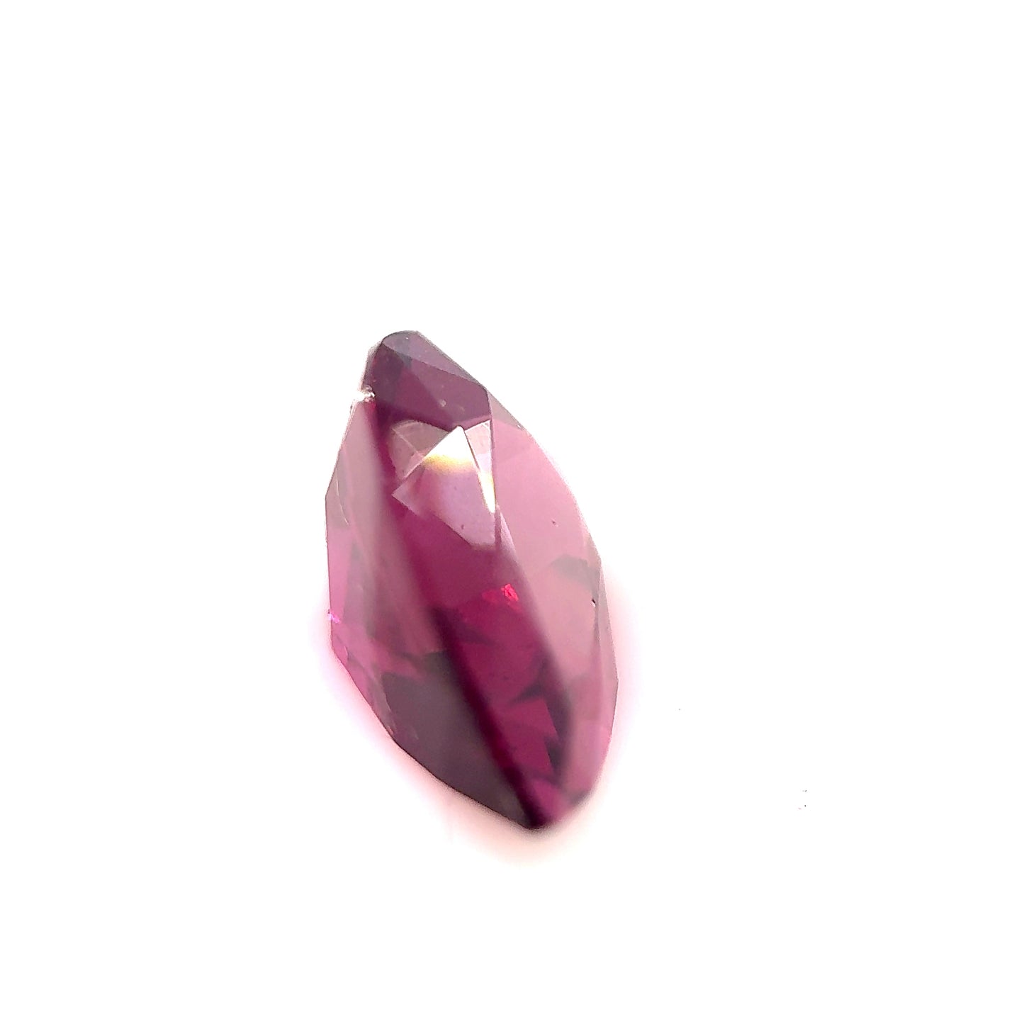 Rhodolite- Pear, 4.5ct, 12.6 x 9.0 x 5.9mm