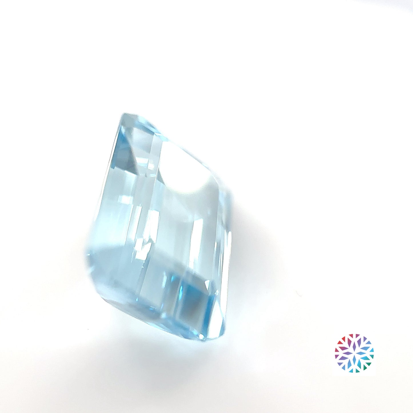 Aquamarine- Emerald, 4.01ct, 12.8 x 8.4 x 5.7mm