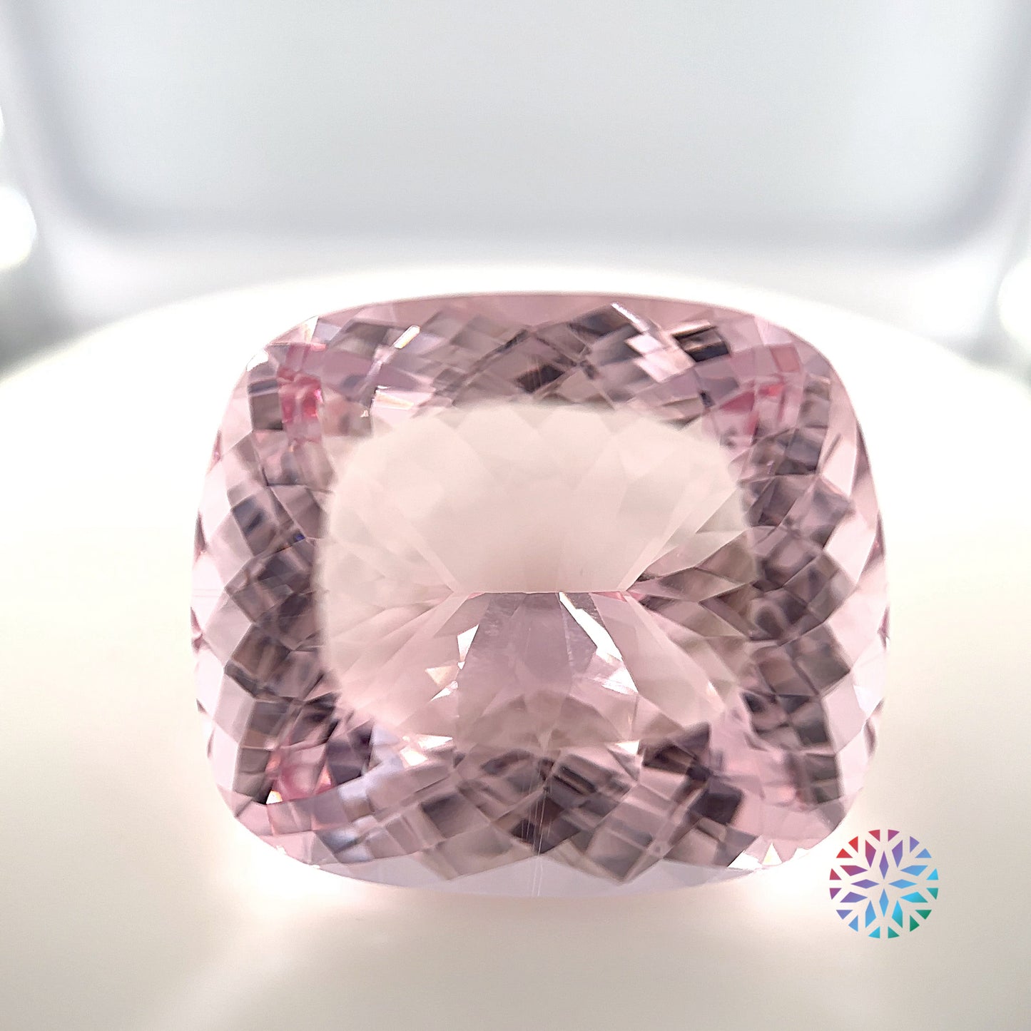 Pink Morganite- Cushion, 33.62ct, 23.1 x 20.0 x 11.9mm