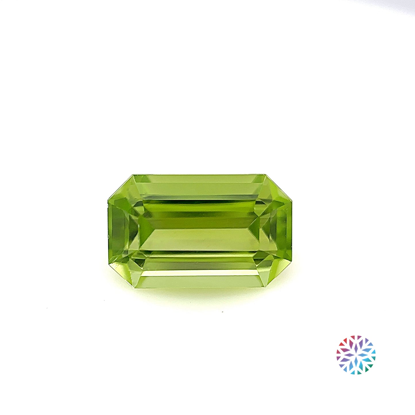 Peridot- Emerald, 2.93ct, 10.5 x 6.5 x 5.1mm