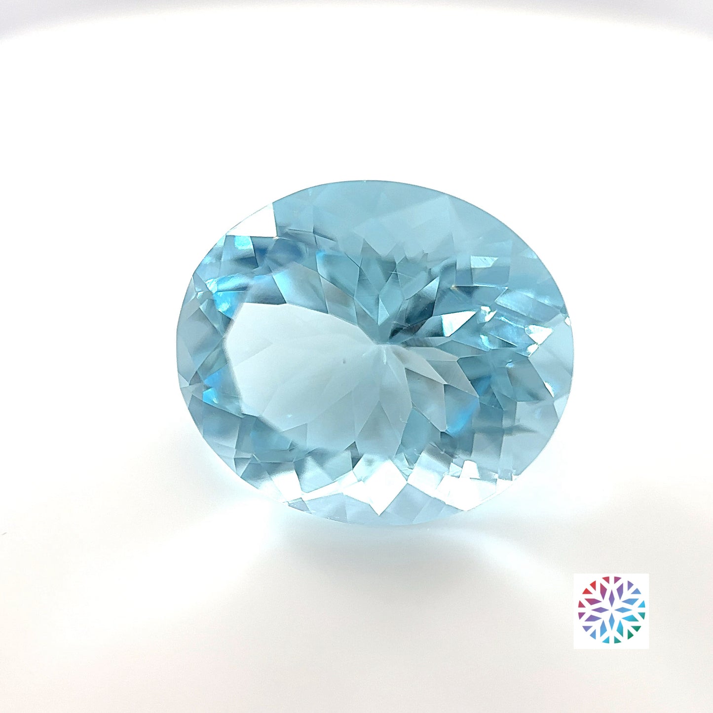 Aquamarine- Oval, 5.61ct, 13.2 x 11.3 x 8.2mm