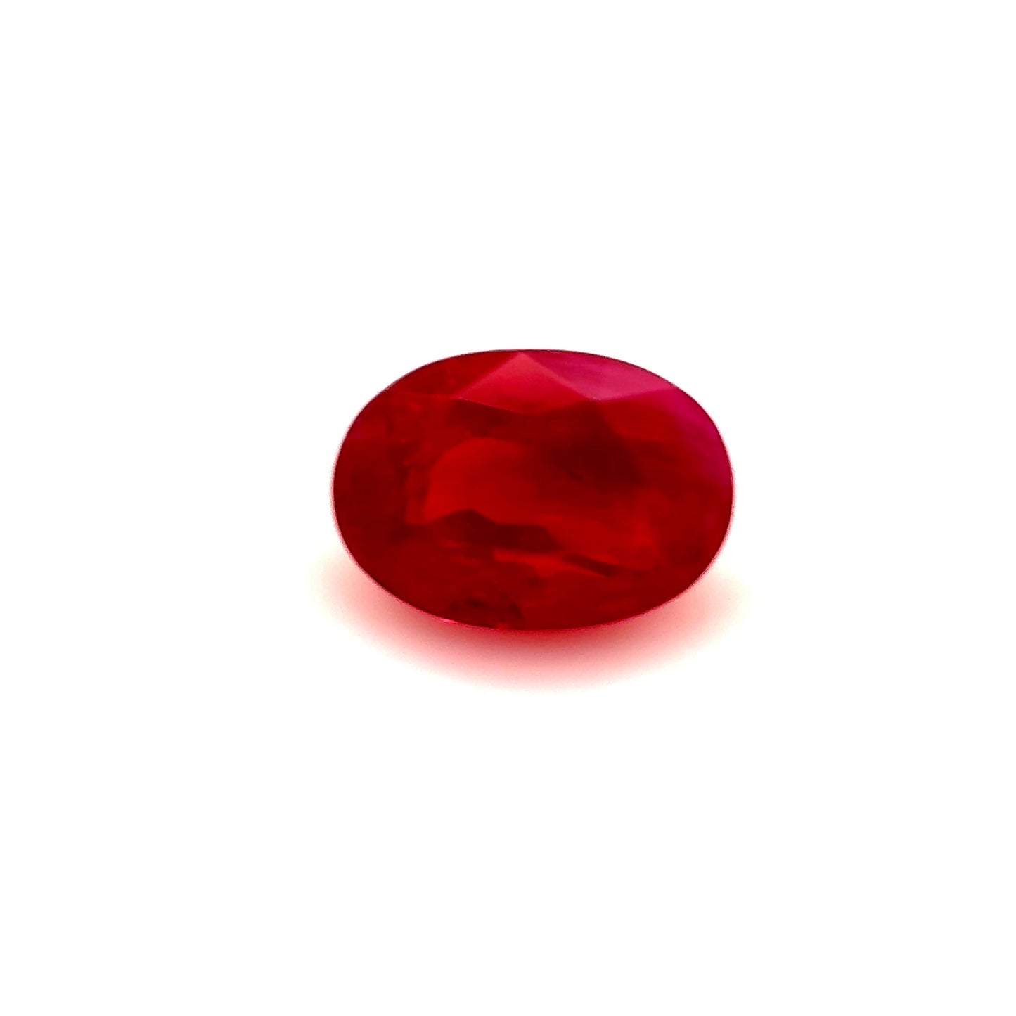 Ruby- Oval, 1.04ct, 6.8 x 4.7 x 3.5mm