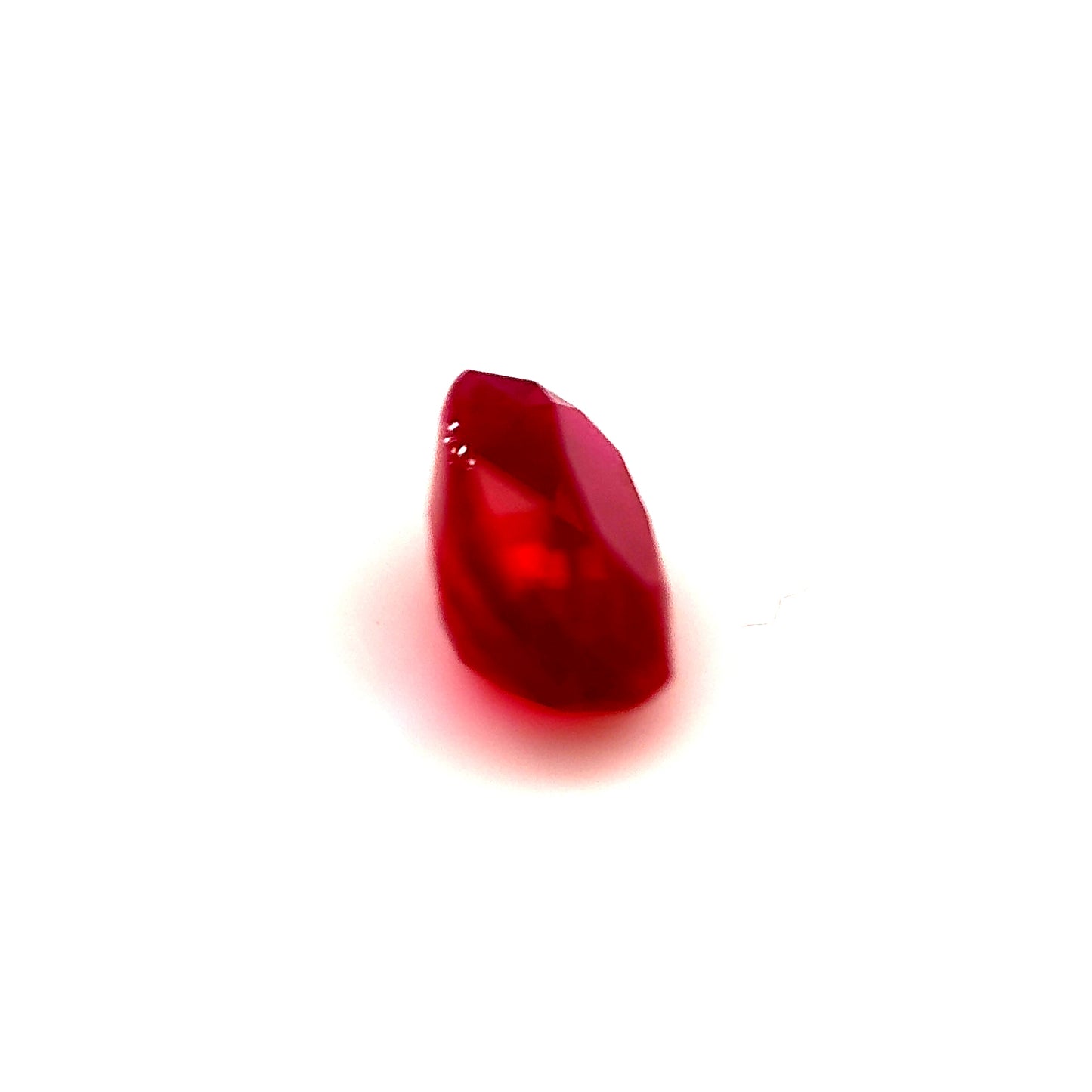 Ruby- Oval, 1.04ct, 6.8 x 4.7 x 3.5mm