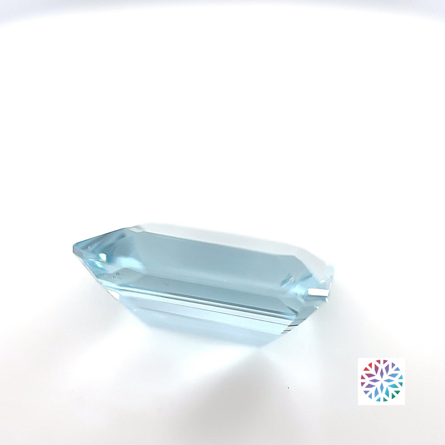 Aquamarine- Emerald, 3.9ct, 12.2 x 8.8 x 5.2mm