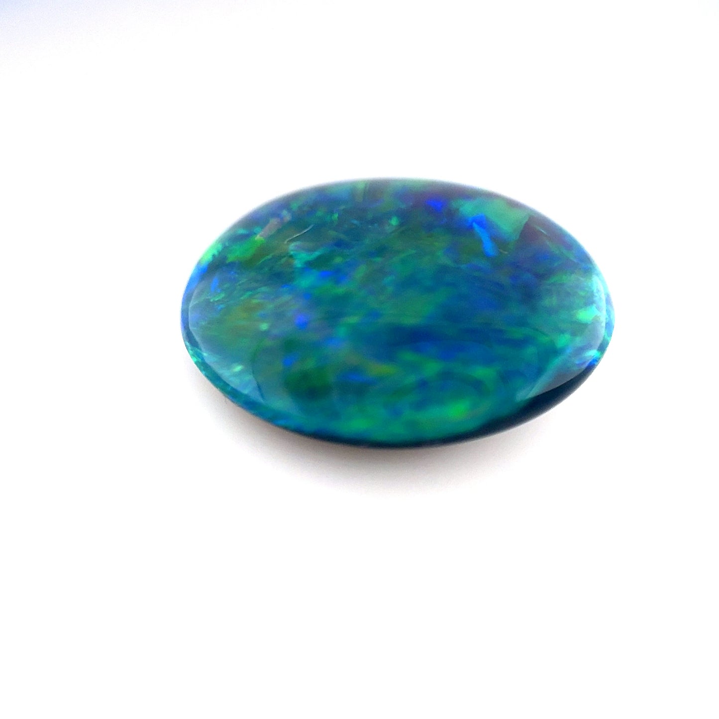 Black Opal - Oval, 6.76ct, 15.6 x 11.8 x 6.6mm